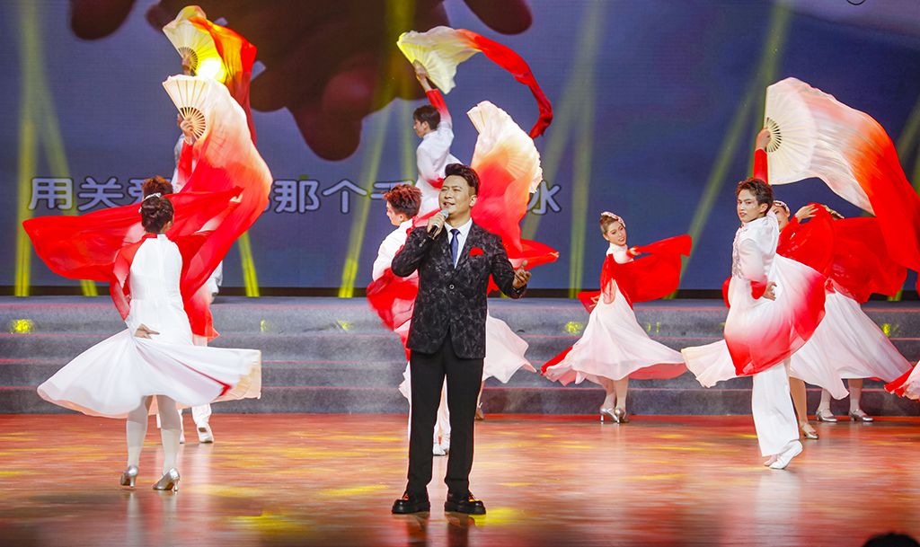 让新时代文艺号角在反战场上高扬——观“迎春花开”2024年邵阳市反文艺汇演有感(图2) 让新时代文艺号角在反战场上高扬——观“迎春花开”2024年邵阳市反文艺汇演有感(图2)