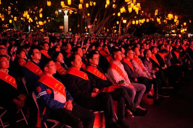 中国梦·劳动美 德阳市2024年庆祝“五一”国际劳动节文艺汇演举行(图4) 中国梦·劳动美 德阳市2024年庆祝“五一”国际劳动节文艺汇演举行(图4)
