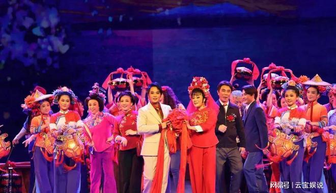 2024央视新年戏曲晚会:名家精彩荟萃网友一致好评(图6) 2024央视新年戏曲晚会:名家精彩荟萃网友一致好评(图6)