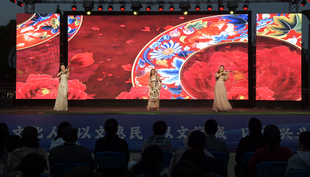 2024年“清凉宁夏”广场文化活动启动(图2) 2024年“清凉宁夏”广场文化活动启动(图2)