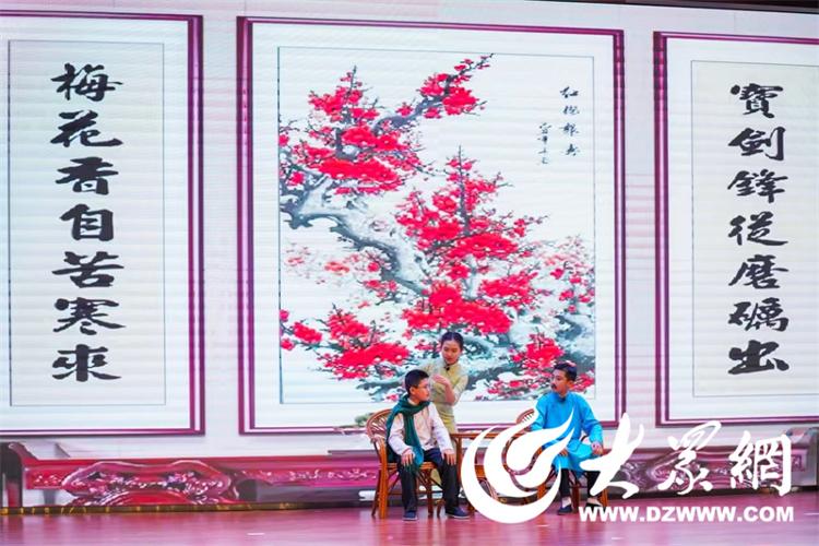 海阳市举行2024年中小学“综合艺术教育月”活动文艺汇演(图3)