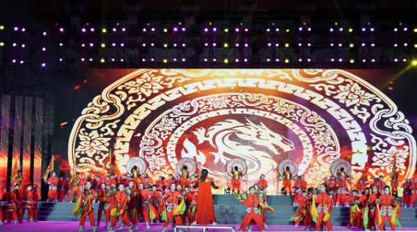临汾市曲沃县2024年校园文化艺术展演活动精彩纷呈(图4) 临汾市曲沃县2024年校园文化艺术展演活动精彩纷呈(图4)