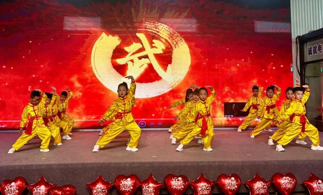 “童趣六一欢乐无限”庞家镇中心幼儿园庆六一文艺汇演活动(图13) “童趣六一欢乐无限”庞家镇中心幼儿园庆六一文艺汇演活动(图13)