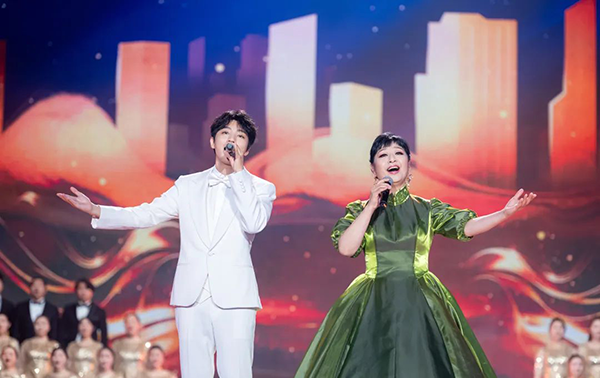 中华文化的深情礼赞 传承创新的艺术呈现|品味2024年“百花迎春”(图3) 中华文化的深情礼赞 传承创新的艺术呈现|品味2024年“百花迎春”(图3)