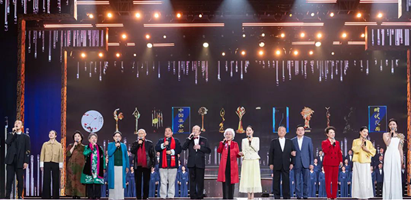 中华文化的深情礼赞 传承创新的艺术呈现|品味2024年“百花迎春”(图8) 中华文化的深情礼赞 传承创新的艺术呈现|品味2024年“百花迎春”(图8)