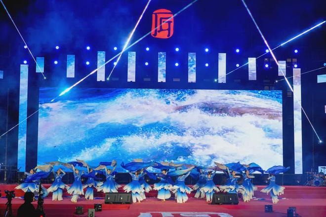 中国匠谷 世界舞台丨北京曹妃甸国际职教城2024年迎新文艺晚会盛装起帷!(图5) 中国匠谷 世界舞台丨北京曹妃甸国际职教城2024年迎新文艺晚会盛装起帷!(图5)