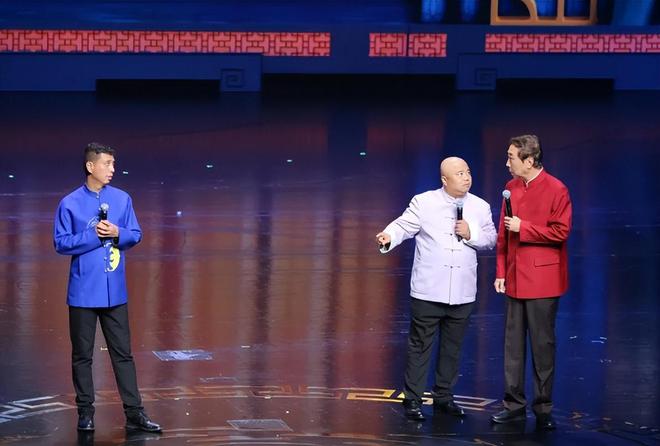 张蕾张泽群周涛在第十三届中国曲艺牡丹奖颁奖盛典文艺晚会上同框(图3) 张蕾张泽群周涛在第十三届中国曲艺牡丹奖颁奖盛典文艺晚会上同框(图3)