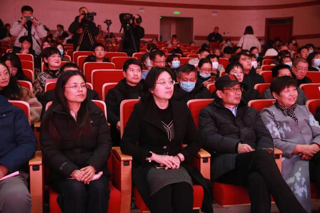 中捷产业园区举办“中国梦·劳动美”2025年元旦职工文艺汇演(图2)