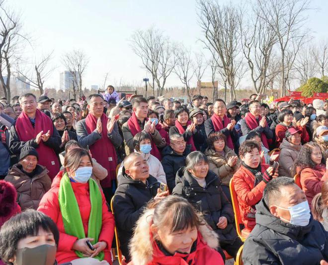 再上央视!2025江都新春游园会火热出圈……(图2) 再上央视!2025江都新春游园会火热出圈……(图2)