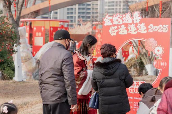 再上央视!2025江都新春游园会火热出圈……(图8) 再上央视!2025江都新春游园会火热出圈……(图8)