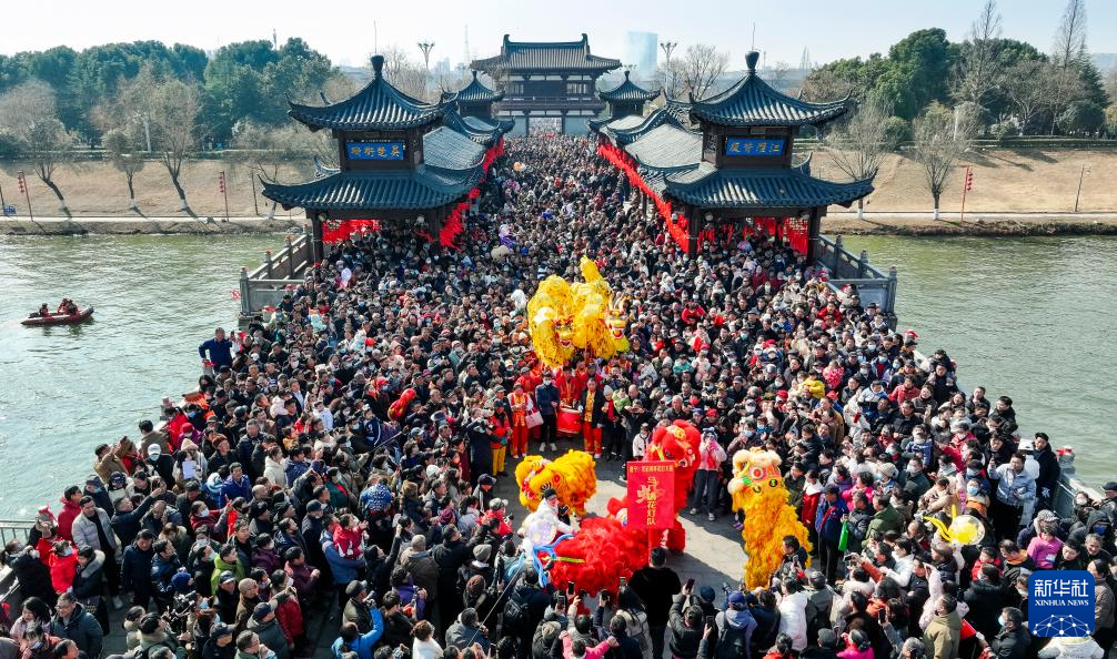 安徽全椒:正月十六“走太平”(图2) 安徽全椒:正月十六“走太平”(图2)