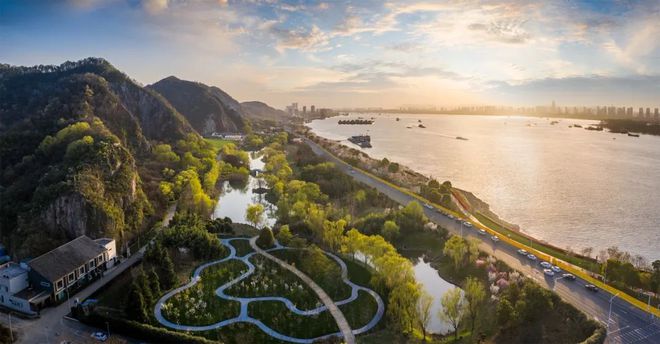 南京商业地产周报 南京德基2024年销售额245亿元;文化和旅游交流推介活动在香港成功举办(图8) 南京商业地产周报 南京德基2024年销售额245亿元;文化和旅游交流推介活动在香港成功举办(图8)
